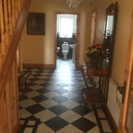 Golf 5 Min Walk Away And We Have Wifi Holiday home *