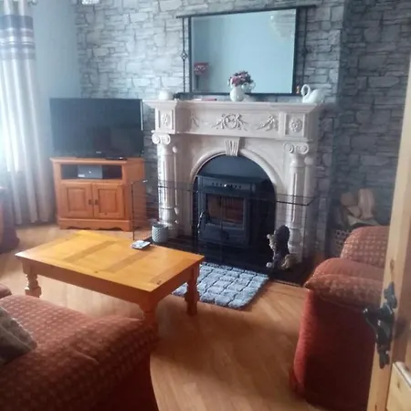 Golf 5 Min Walk Away And We Have Wifi * Luddan